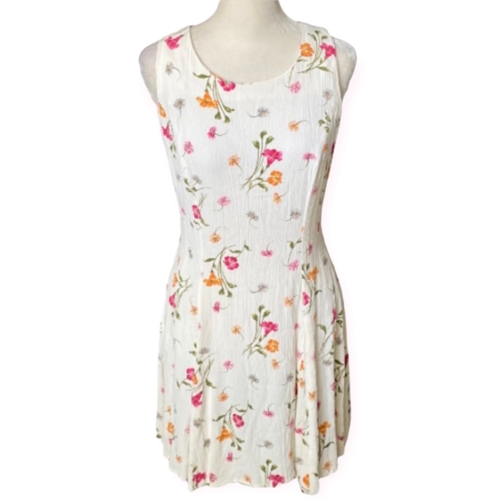Vintage 90s Floral Skater Dress with Criss Cross Tie in Back - women's medium
